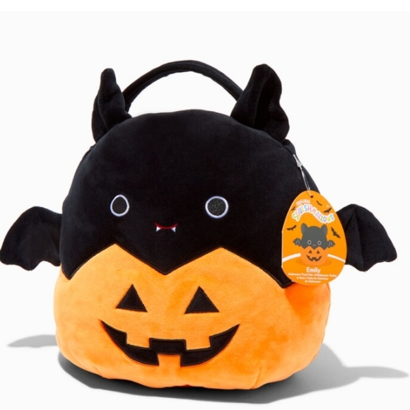 Squishmallows Toys Emily The Bat Halloween 223 Squishmallow Treat